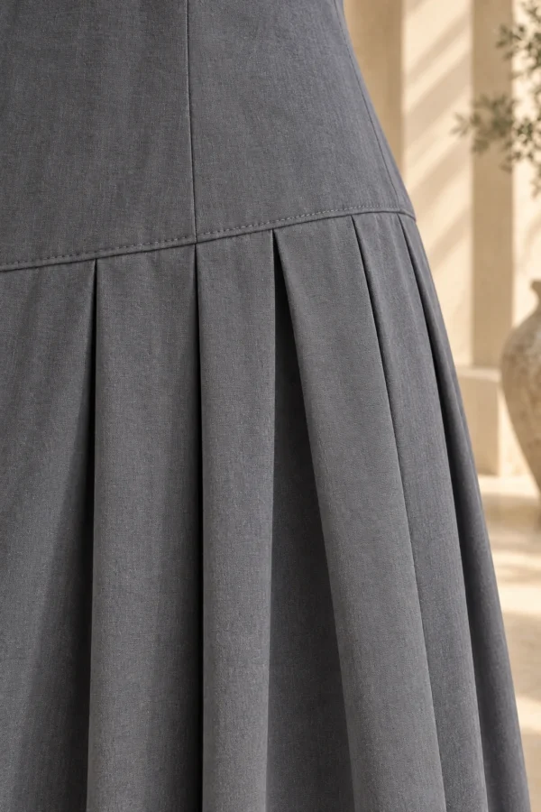 Quiet Pleat Dress in Slate organic cotton, material close-up